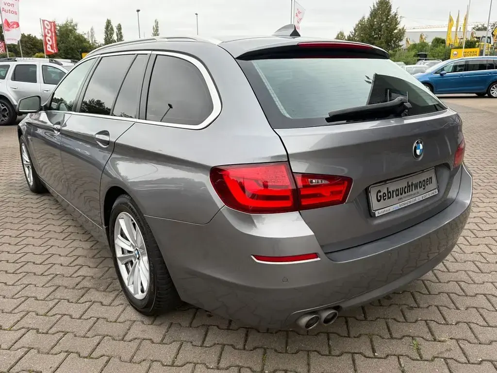 Second-hand BMW 520 Performance 184 CP (135 kW) 2012 Gri Break