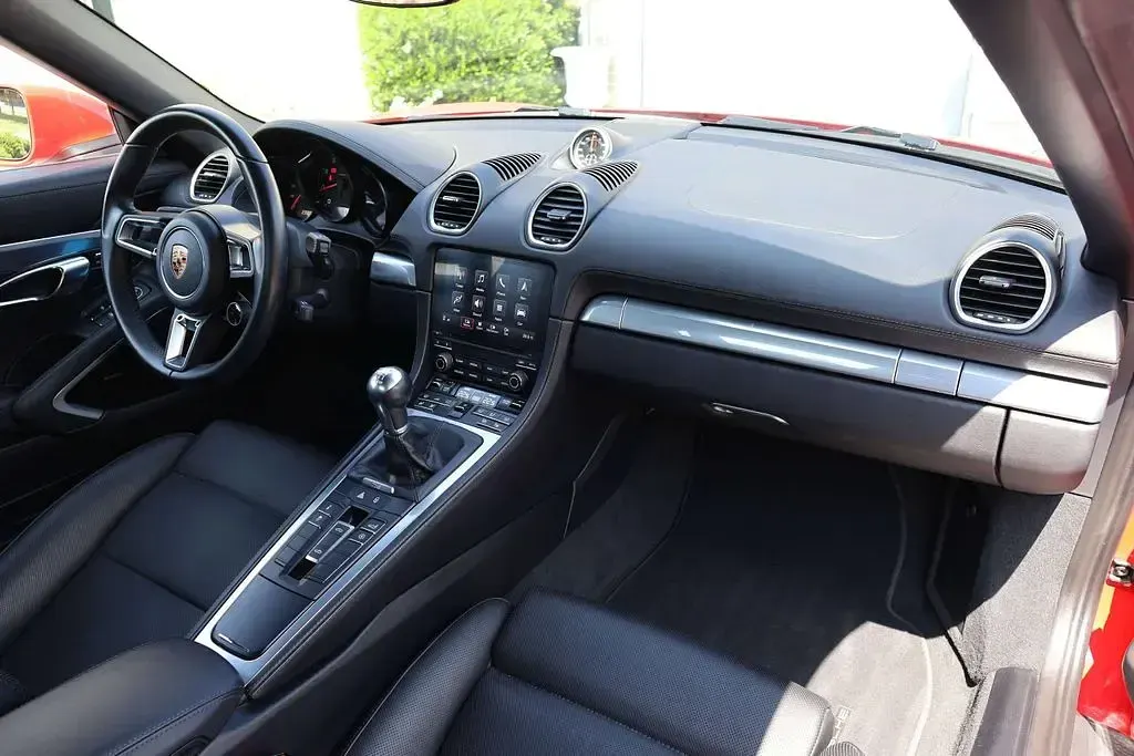 Gebraucht Porsche 718 Boxster 300 PS (220 kW) 2017 Rot Cabrio