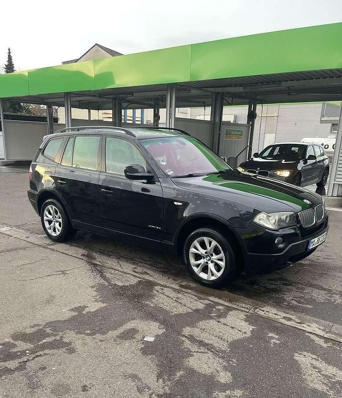 Schwarz Gebraucht 2009 BMW X3 Lifestyle SUV | 7.000 € (Fairer Preis) - Bild 1/4