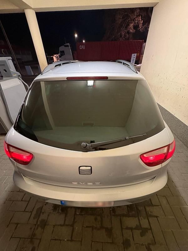 Gebraucht Seat Exeo 143 PS (105 kW) 2010 Silber Kombi