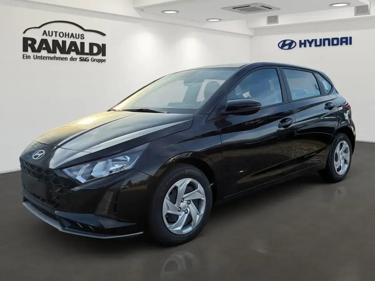 Gebraucht Hyundai i20 Select 101 PS (74 kW) 2025 Kleinwagen