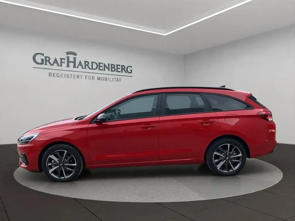 Neu Hyundai i30 Trend 150 PS (110 kW) 2026 Rot Kombi