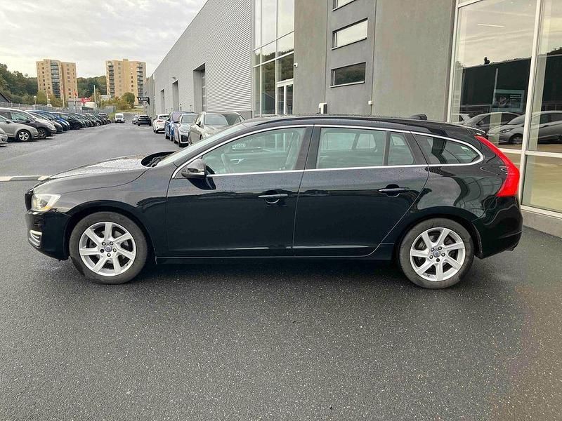 Gebraucht Volvo V60 Summum 179 PS (131 kW) 2014 Schwarz Kombi