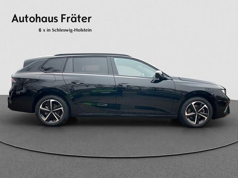 Gebraucht Opel Astra 131 PS (96 kW) 2024 Schwarz Kombi