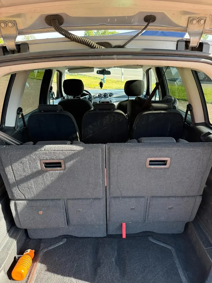 Gebraucht Ford Galaxy 140 PS (102 kW) 2010 Blau Van / Kleinbus