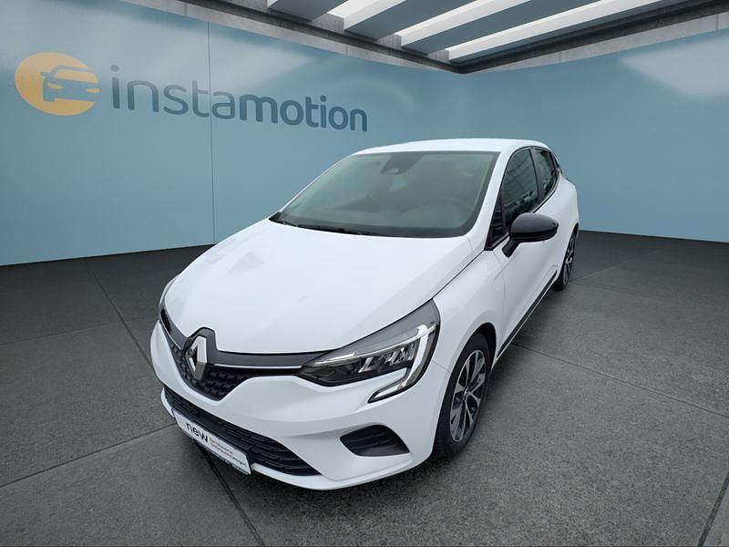 Gebraucht Renault Clio V Equilibre 90 PS (66 kW) 2023 Weiß Kleinwagen