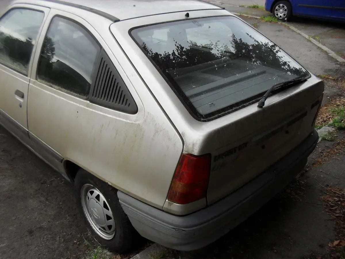 Gebraucht Opel Kadett 75 PS (55 kW) 1990 Kleinwagen