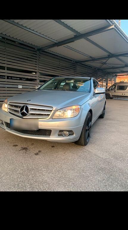 Gebraucht Mercedes C230 204 PS (150 kW) 2008 Silber Limousine