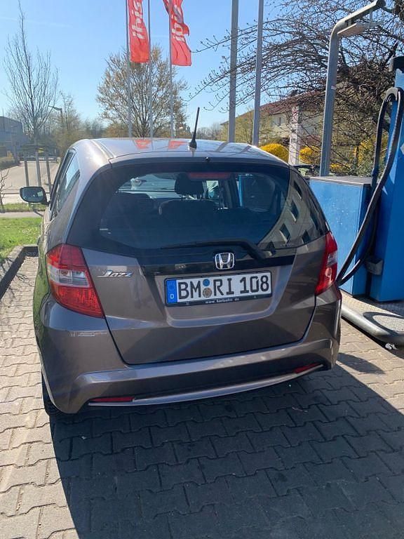 Gebraucht Honda Jazz Trend 90 PS (66 kW) 2012 Braun Kleinwagen