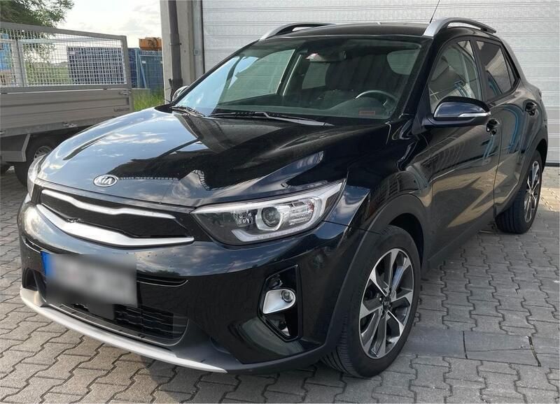 Schwarz Gebraucht 2018 Kia Stonic Spirit SUV | 11.000 € (Fairer Preis) - Bild 1/4