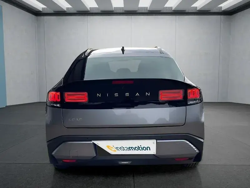 Neu Nissan Leaf Advance 160 kW (218 PS) 2026 Schwarz SUV