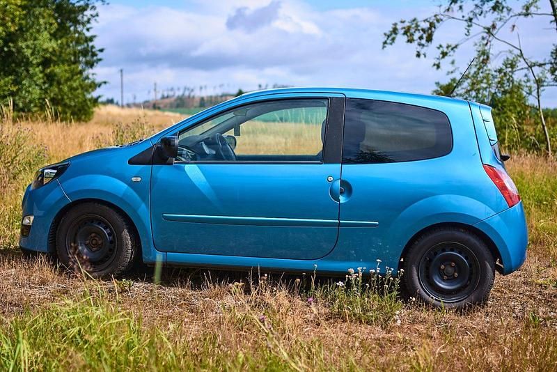 Gebraucht Renault Twingo 86 PS (63 kW) 2012 Blau Kleinwagen