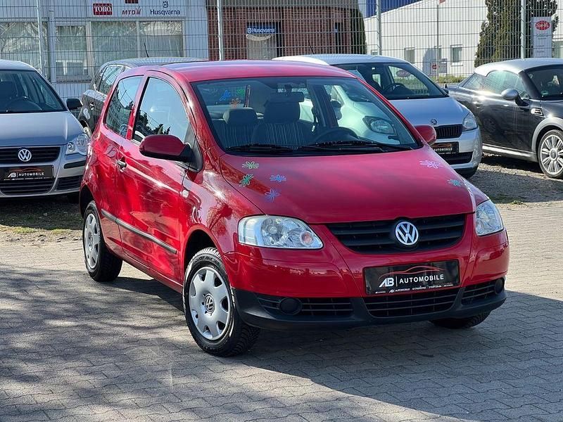 Usata VW Fox Basis 54 CV (39 kW) 2006 Rosso Utilitaria