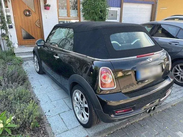 Gebraucht Mini Cooper S Cabriolet 181 PS (133 kW) 2011 Schwarz Cabrio
