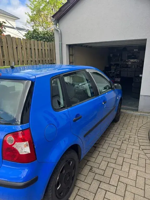 Gebraucht VW Polo Basis 54 PS (39 kW) 2001 Blau Limousine