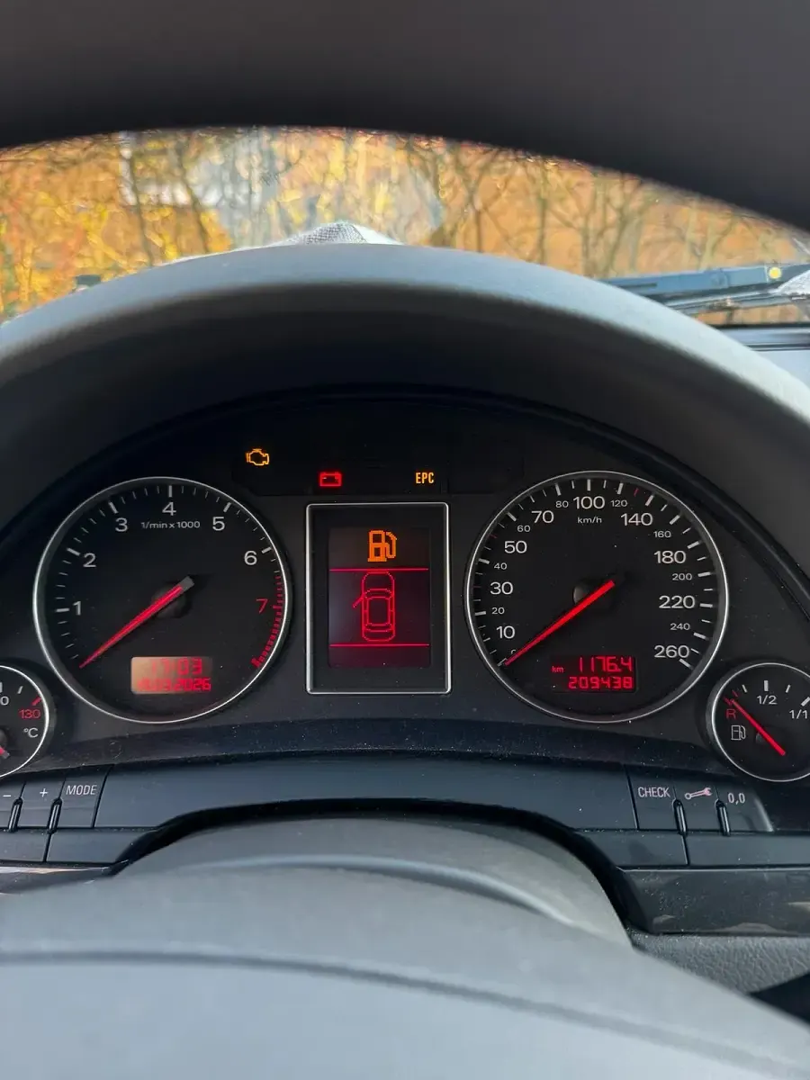 Usata Audi A4 130 CV (95 kW) 2003 Nero Station wagon