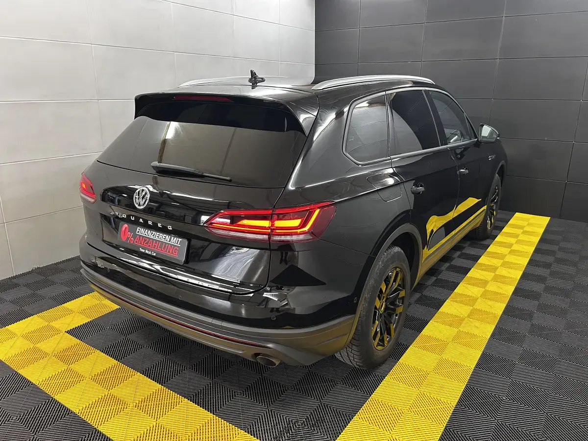 Używany VW Touareg 232 KM (170 kW) 2020 Czarny SUV