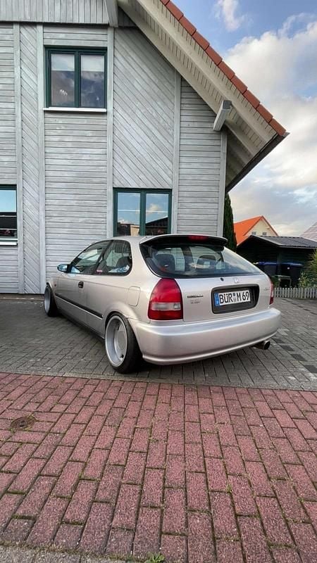 Gebraucht Honda Civic 90 PS (66 kW) 1999 Silber Kleinwagen