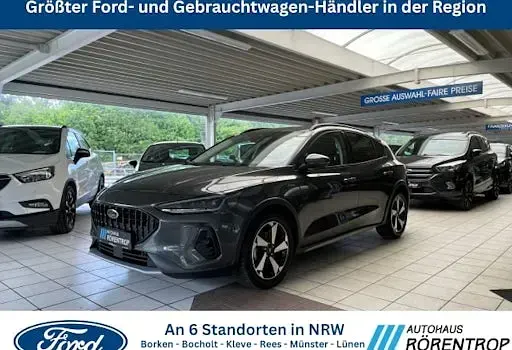Gebraucht Ford Focus Active 125 PS (91 kW) 2022 Limousine