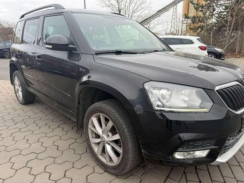 Cerna magic/black magic Gebraucht 2014 Skoda Yeti Elegance SUV | 9.490 € (Superpreis) - Bild 1/4