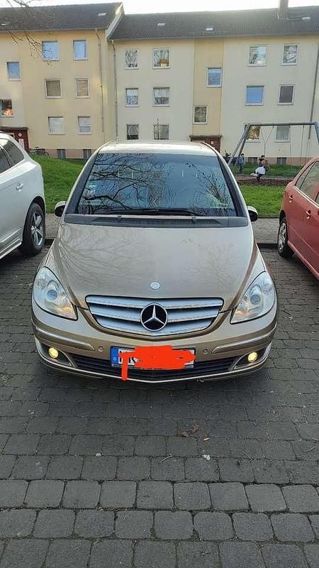 Gebraucht 2005 Mercedes B200 Van / Kleinbus | 2.000 € (Guter Preis) - Bild 1/4