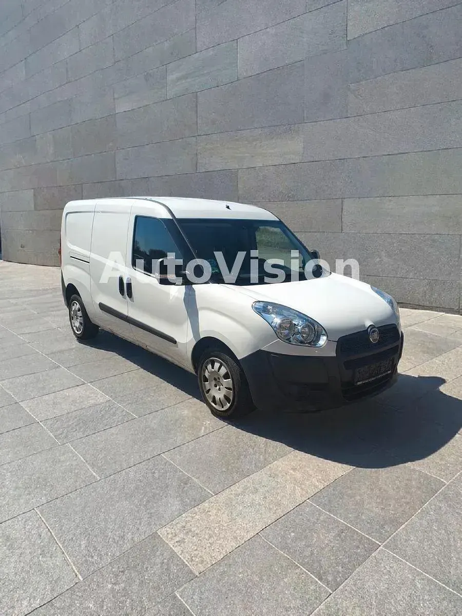 Gebraucht Fiat Doblò 95 PS (69 kW) 2012 Weiß Van / Kleinbus