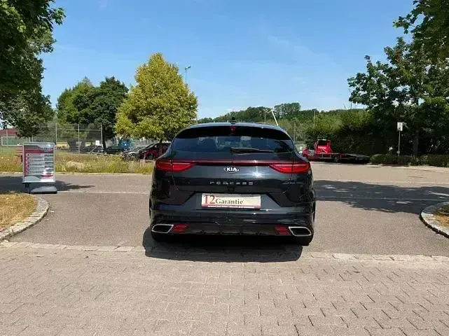 Gebraucht Kia ProCeed GT GT 204 PS (150 kW) 2021 Schwarz Kleinwagen