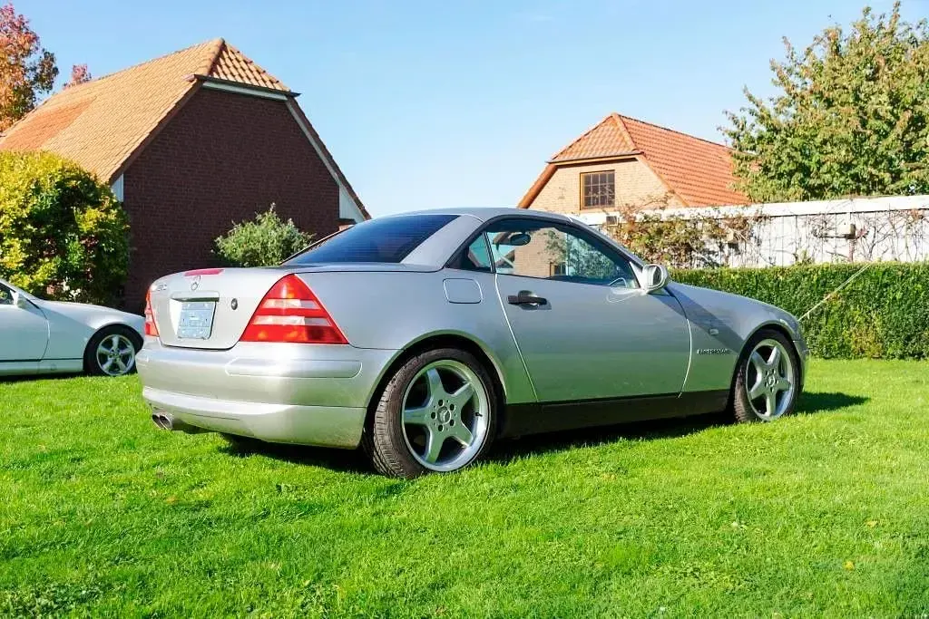 Gebraucht Mercedes SLK230 AMG 193 PS (141 kW) 1997 Silber Cabrio