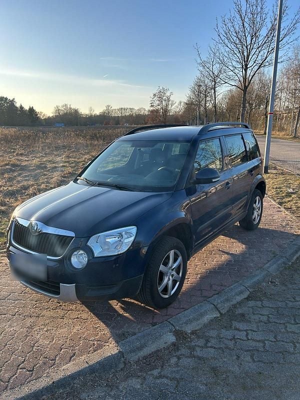 Gebraucht Skoda Yeti 105 PS (77 kW) 2011 Blau SUV