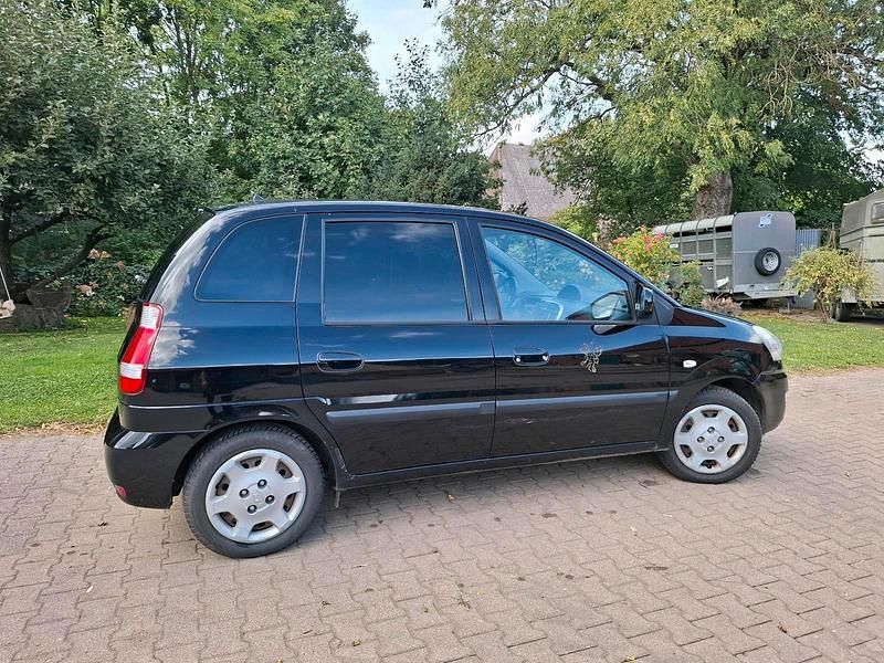 Schwarz Gebraucht 2008 Hyundai Matrix Van / Kleinbus | 1.450 € - Bild 1/4