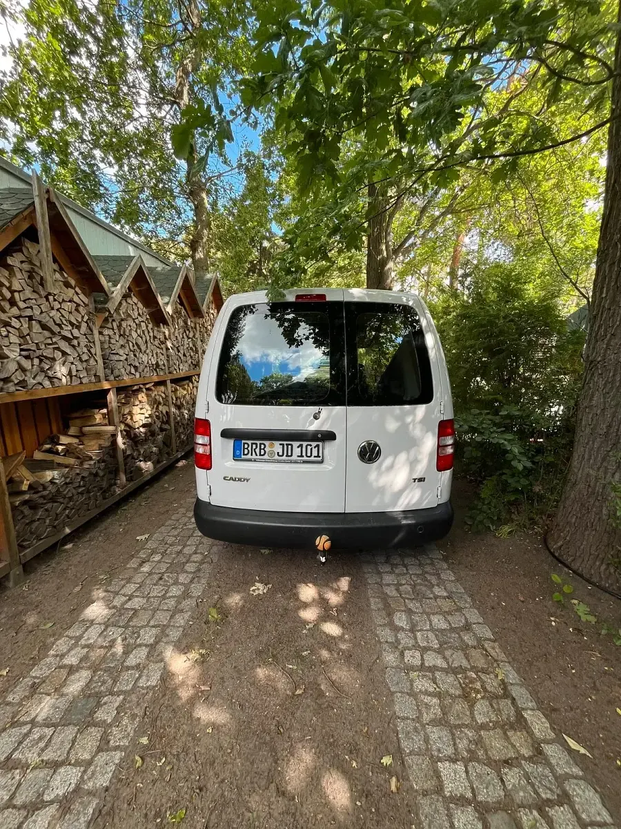 Gebraucht VW Caddy 86 PS (63 kW) 2011 Weiß Van / Kleinbus