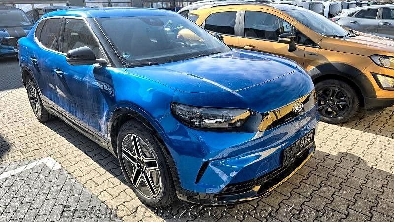 Używany Ford Capri Premium 125 kW (170 KM) 2025 Niebieski SUV