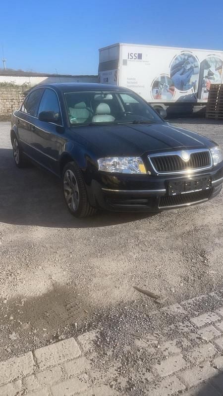 Gebraucht Skoda Superb 140 PS (102 kW) 2007 Schwarz Limousine
