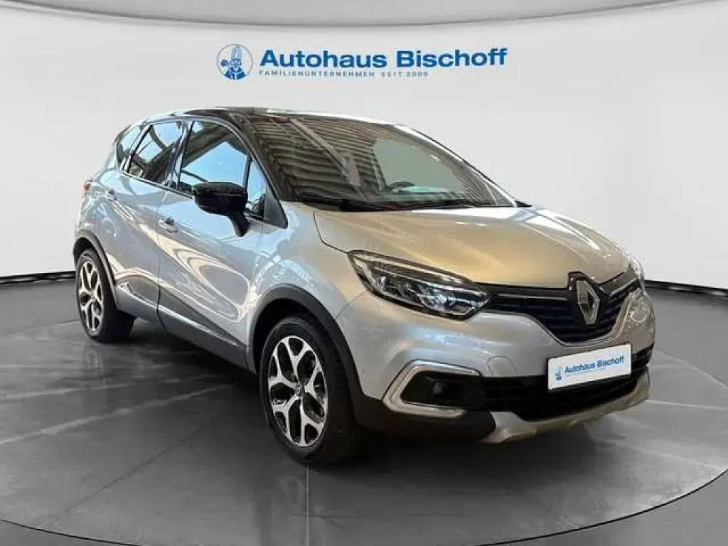 Gebraucht Renault Captur Expression 90 PS (66 kW) 2018 Grau d69 + schwarz gne (metallic) SUV