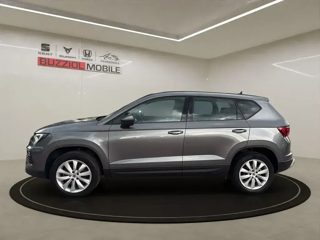 Gebraucht Seat Ateca Style 150 PS (110 kW) 2022 Grau SUV