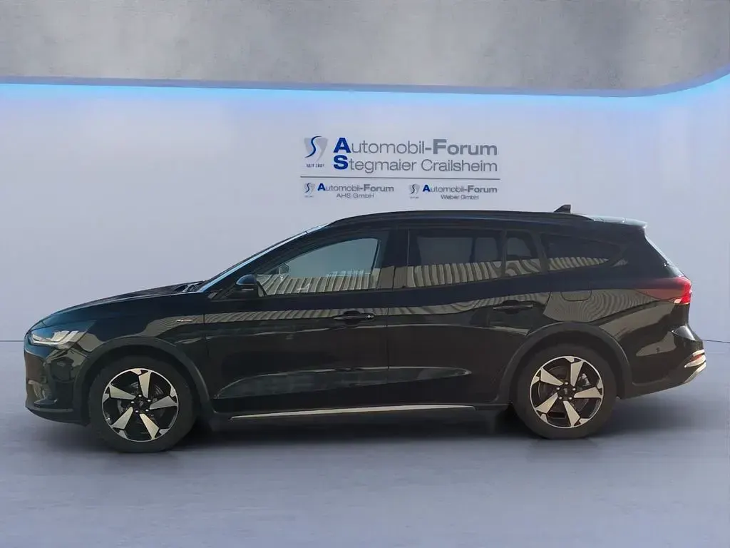 Używany Ford Focus Active X 116 KM (85 kW) 2024 Czarny Sedan/Limuzyna