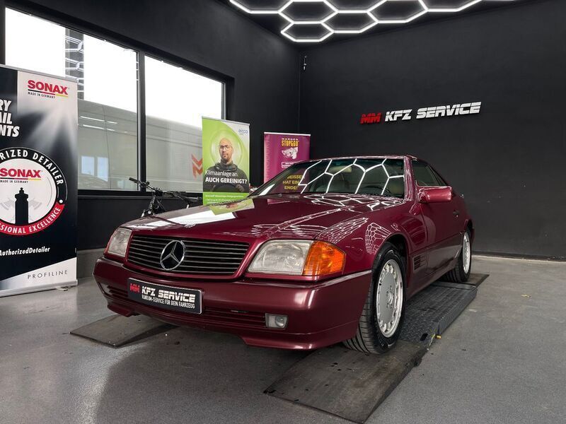 Rot Gebraucht 1993 Mercedes SL300 Cabrio | 18.900 € - Bild 1/4