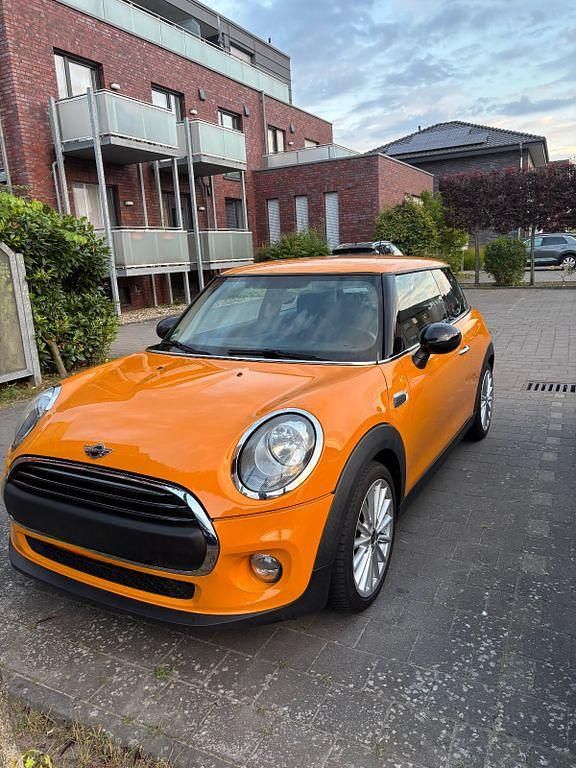 Gebraucht Mini ONE 102 PS (75 kW) 2015 Orange Kleinwagen