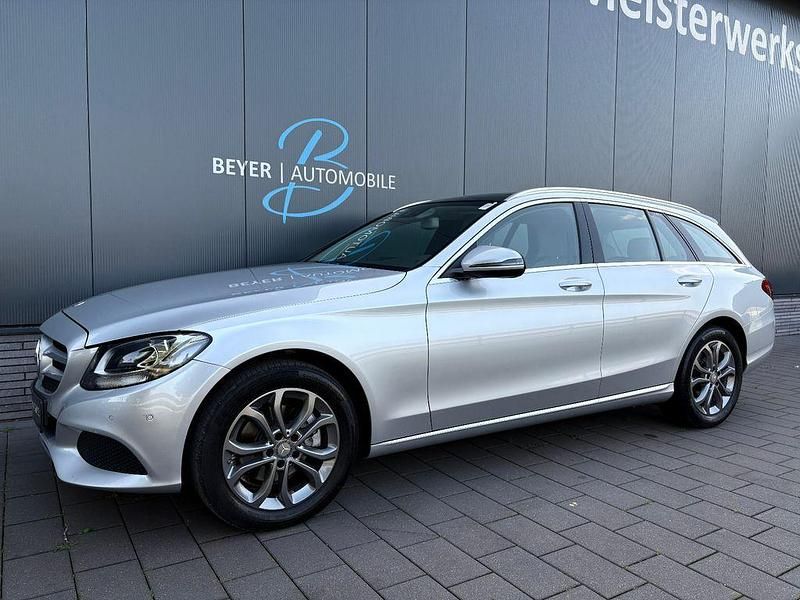 Silber Gebraucht 2015 Mercedes C220 Avantgarde Kombi | 17.444 € (Etwas zu teuer) - Bild 1/4
