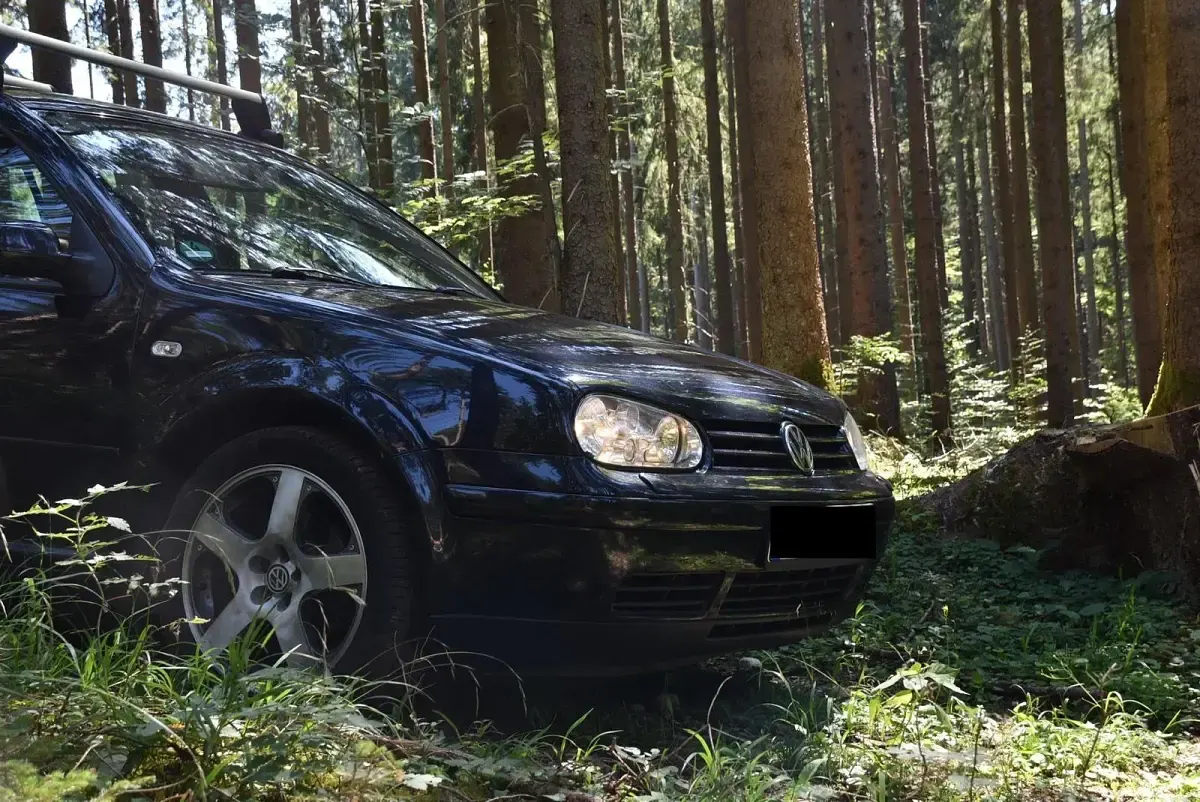 Gebraucht VW Golf IV Highline 116 PS (85 kW) 2000 Blau Kleinwagen