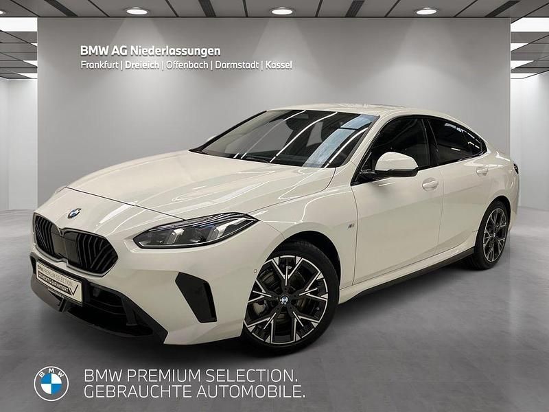 Weiß Gebraucht 2025 BMW 220 Shadowline Coupé | 40.970 € (Fairer Preis) - Bild 1/3