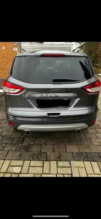 Gebraucht Ford Kuga Individual 150 PS (110 kW) 2013 Grau SUV