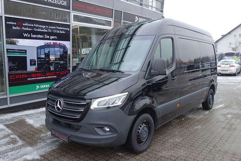 Gebraucht Mercedes Sprinter 143 PS (105 kW) 2021 Baltic schwarz Van