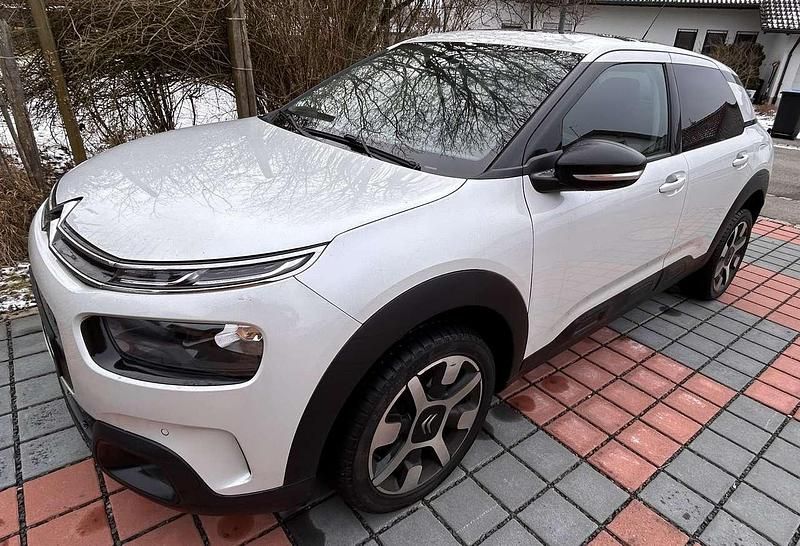 Gebraucht Citroën C4 Cactus PureTech 131 PS (96 kW) 2019 Weiß Kleinwagen