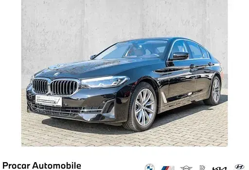 Gebraucht BMW 520 Sport Line 208 PS (152 kW) 2022 Schwarz Limousine