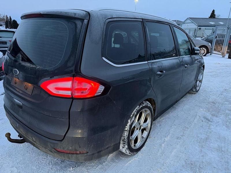 Gebraucht Ford Galaxy Titanium 179 PS (131 kW) 2016 Grau Van / Kleinbus