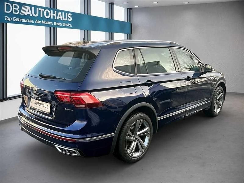 Gebraucht VW Tiguan Allspace R-line 200 PS (147 kW) 2023 Blau SUV