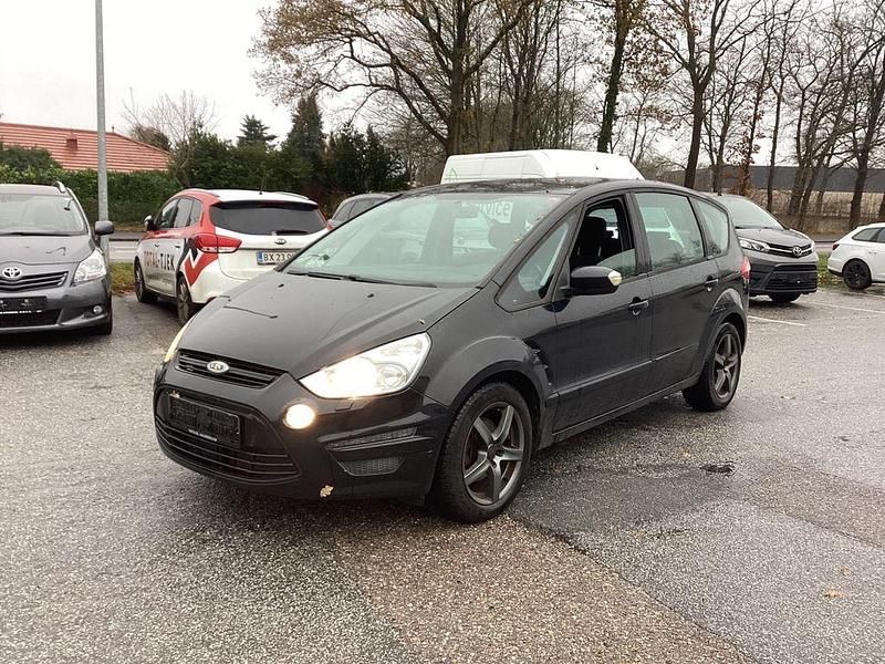 Schwarz Gebraucht 2010 Ford S-MAX S Van / Kleinbus | 2.199 € (Fairer Preis) - Bild 1/4