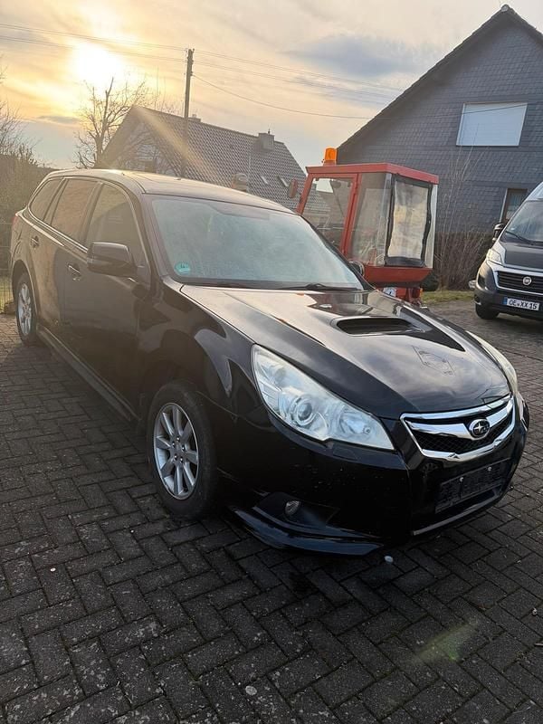 Schwarz Gebraucht 2009 Subaru Legacy Kombi | 1.650 € (Guter Preis) - Bild 1/4