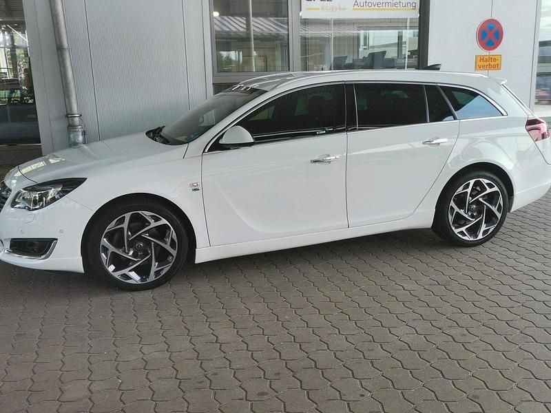 Gebraucht Opel Insignia 170 PS (125 kW) 2016 Weiß Kombi